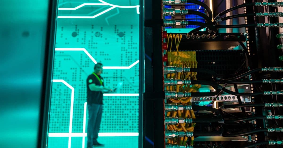 Data center financing rises as investors price political risk