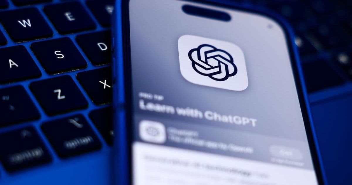 2025's Free AI Chatbots: How ChatGPT, Copilot and Grok Stack Up in Rigorous Testing