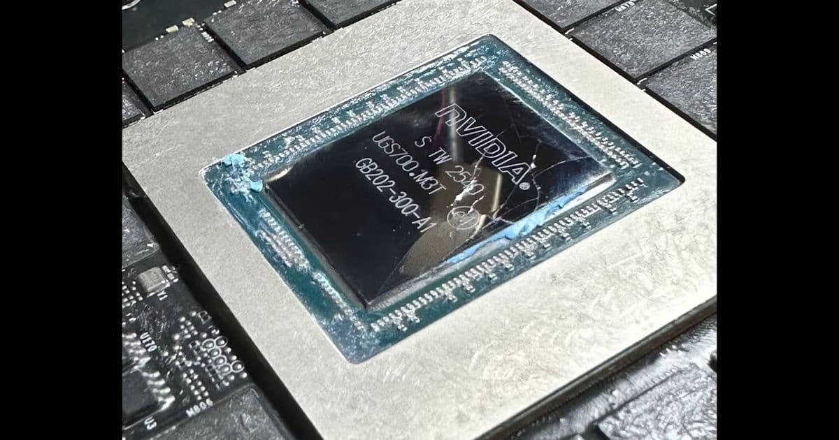 MSI RTX 5090 Lightning Z Dies During Extreme Overclocking Attempt