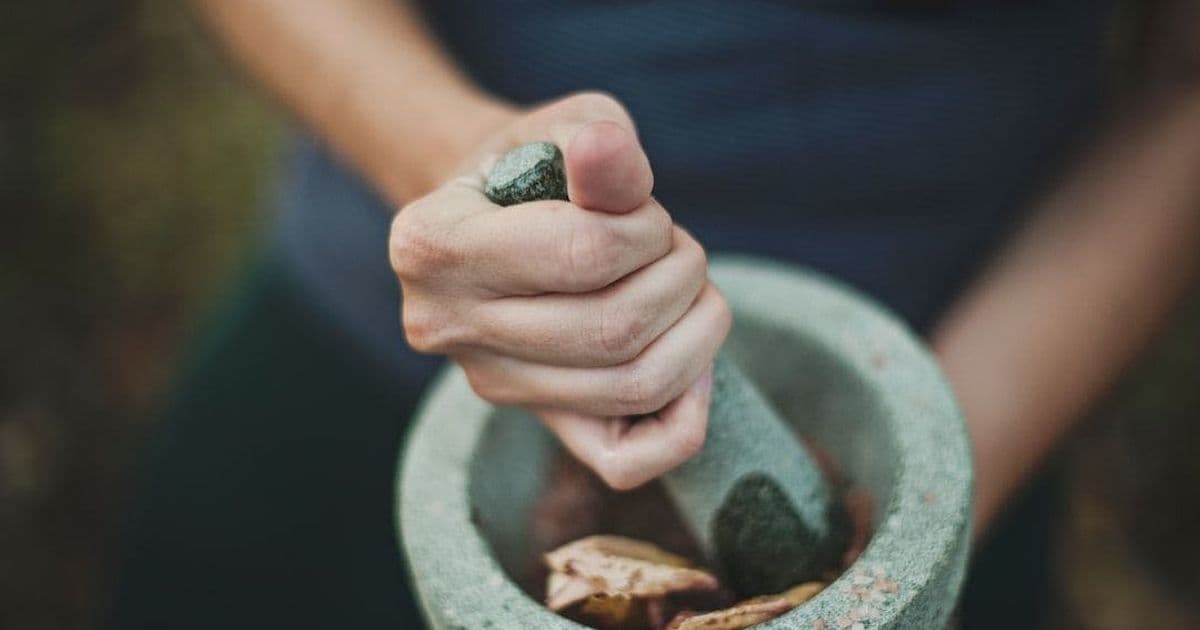 A Systems‑Theory Framework for Managing Burnout in Cybersecurity Teams