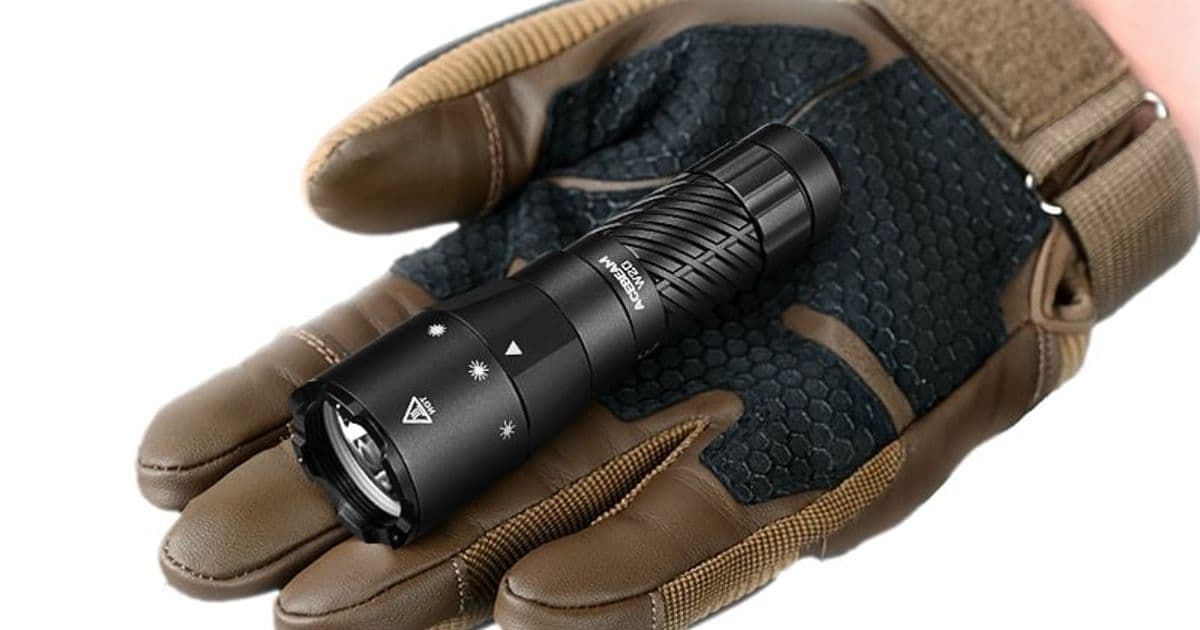 Acebeam W20: Pocket-sized LEP flashlight delivers 1,100 metre range
