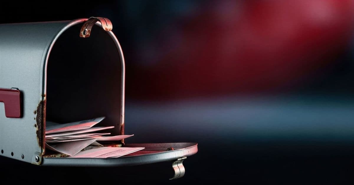 Adversaries Exploit Vacant Homes to Intercept Mail in Hybrid Cybercrime