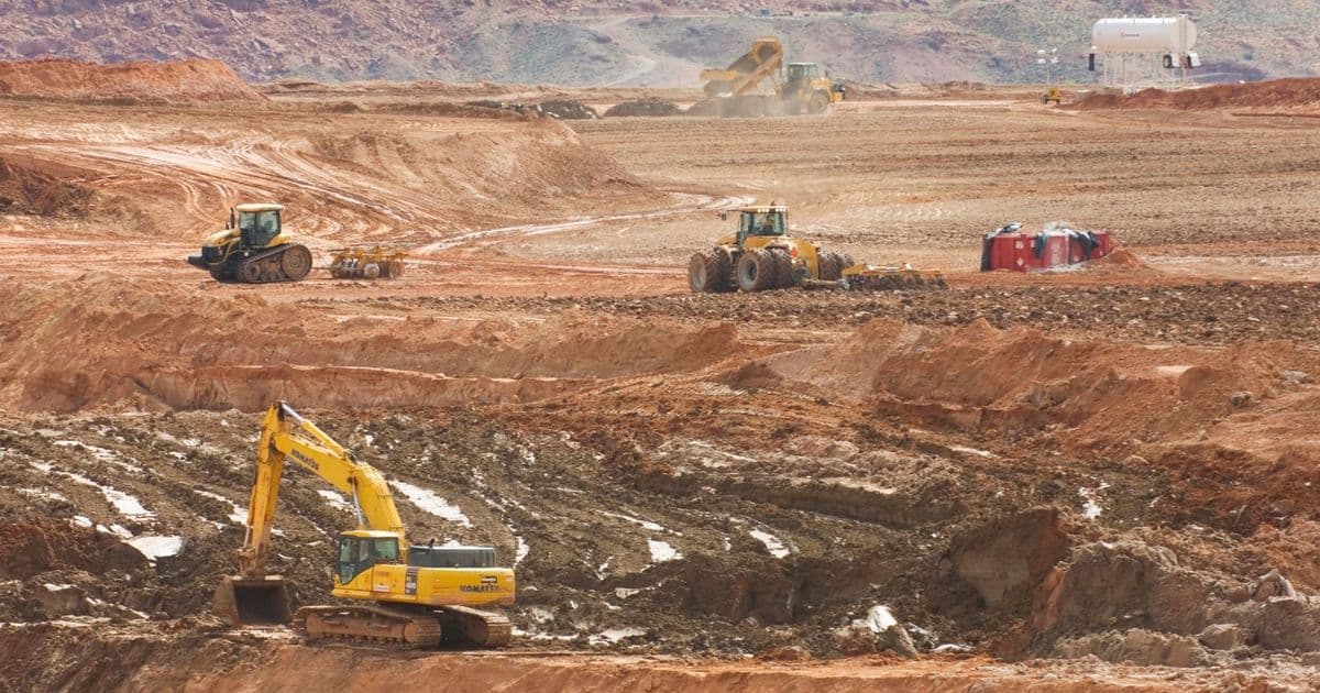 AI Hyperscalers Secure Uranium Supply to Power Future Nuclear Data Centers