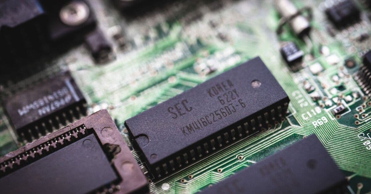 AMD buys MEXT as AI strains memory supply