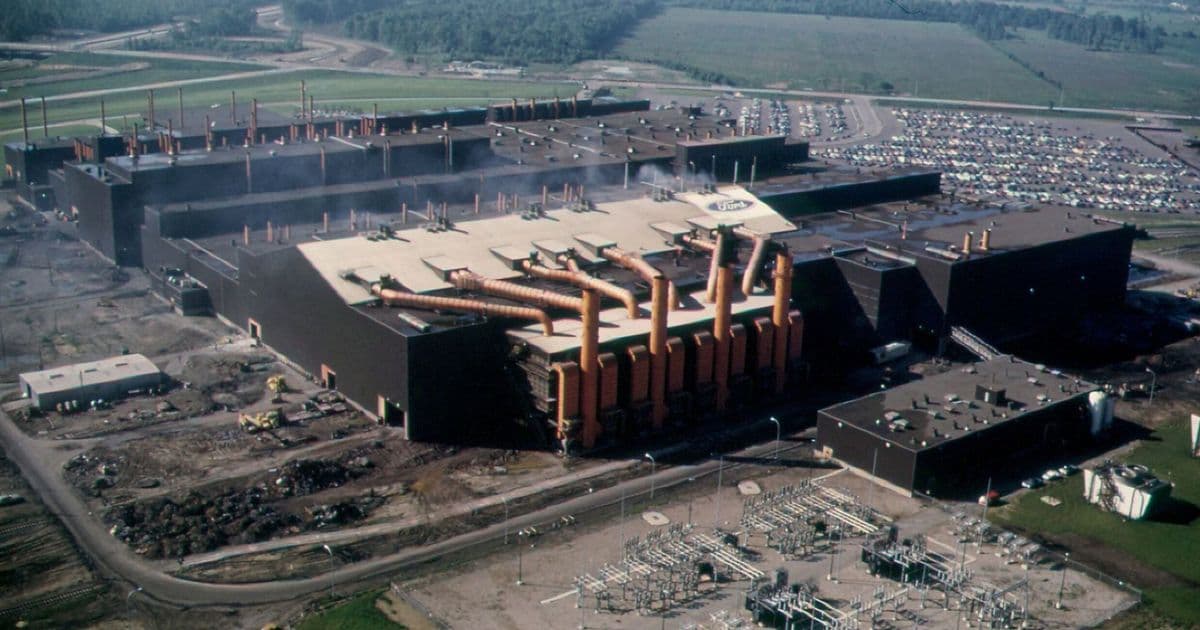 The First Robot-Related Fatality: How a 1979 Ford Casting Plant Accident Changed Industrial Safety