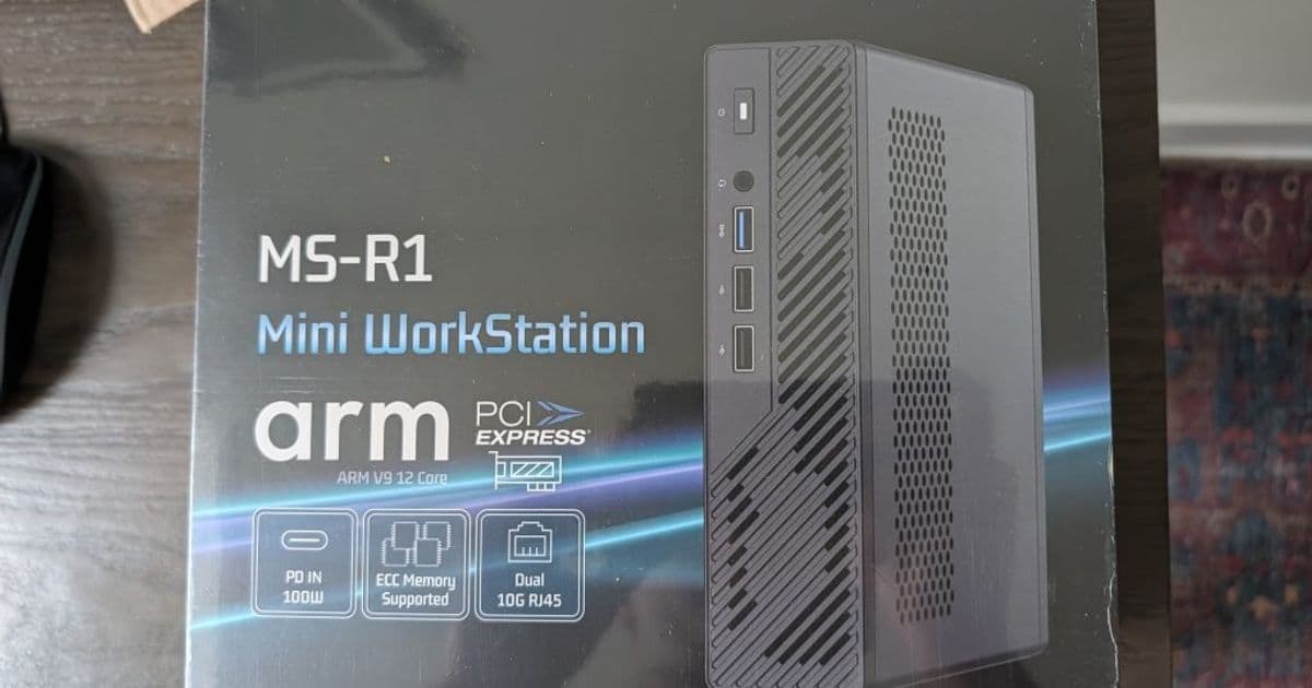 Minisforum MS-R1 Review: ARM Homelab Dreams Meet Reality