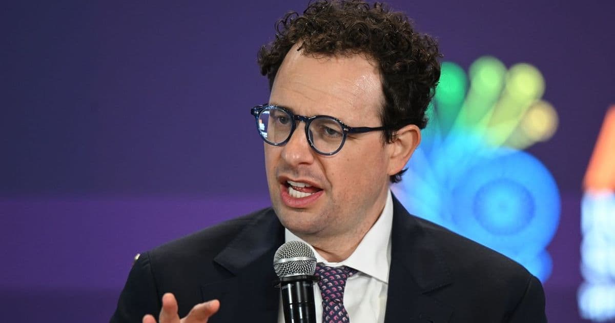 Anthropic's Amodei Pushes Government to Block Dangerous AI, Testing the Industry's Self-Regulation Bet