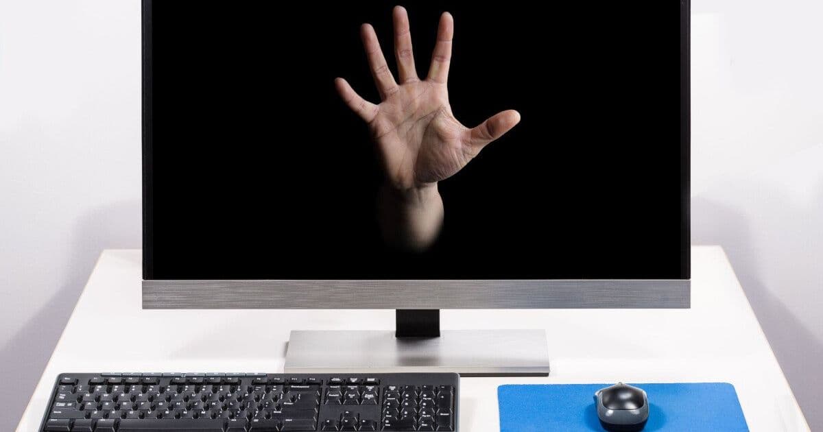 Anthropic's AI Consciousness Claims Raise Privacy and Regulatory Concerns
