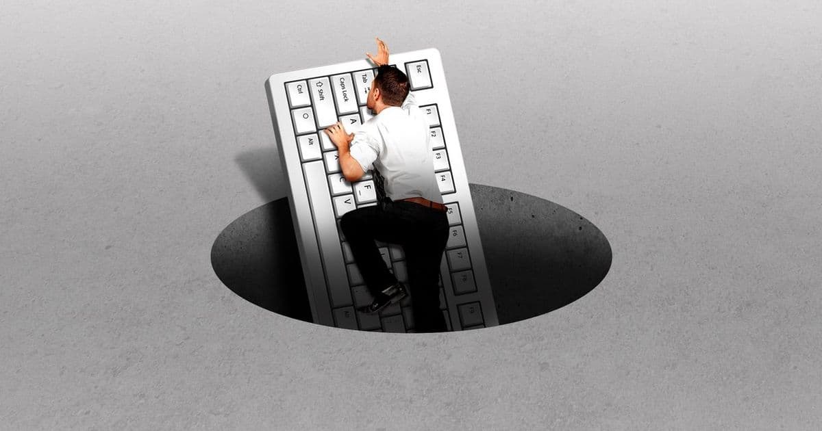 Anthropic's AI Downgrade Stings Power Users