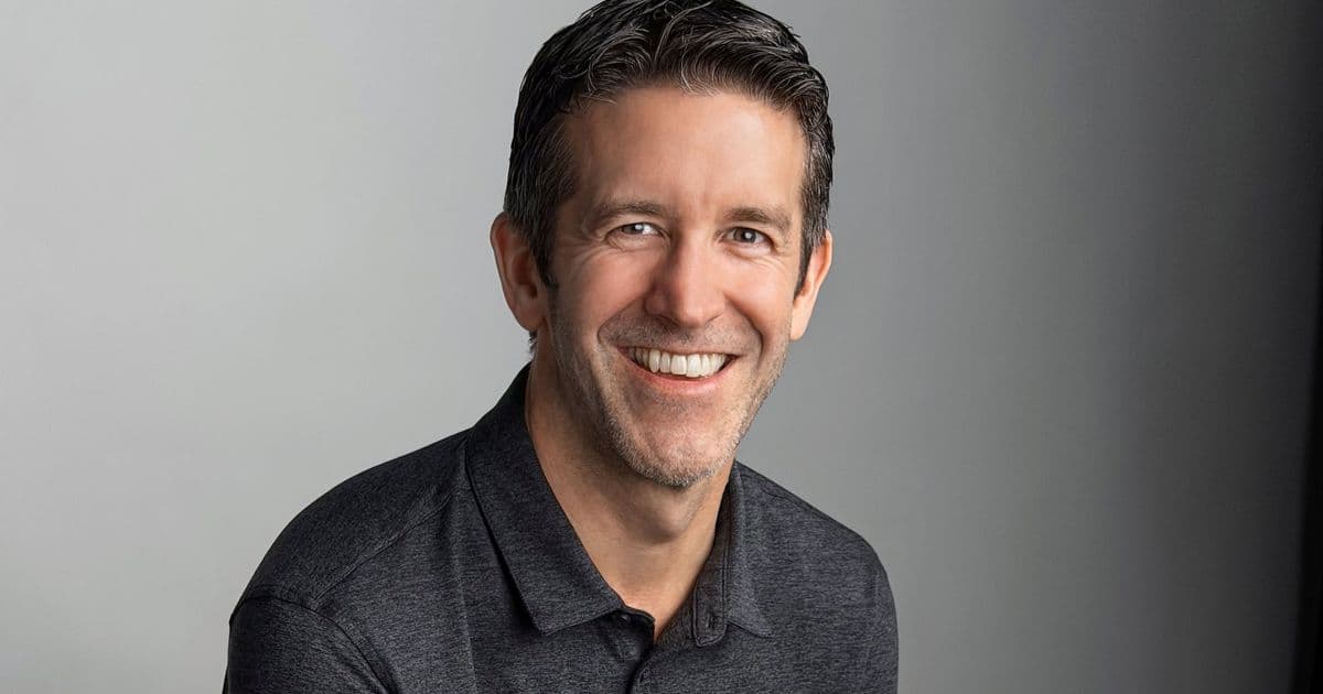 Apple's Leadership Transition: A Chance to Reclaim Its Human-Centric Vision