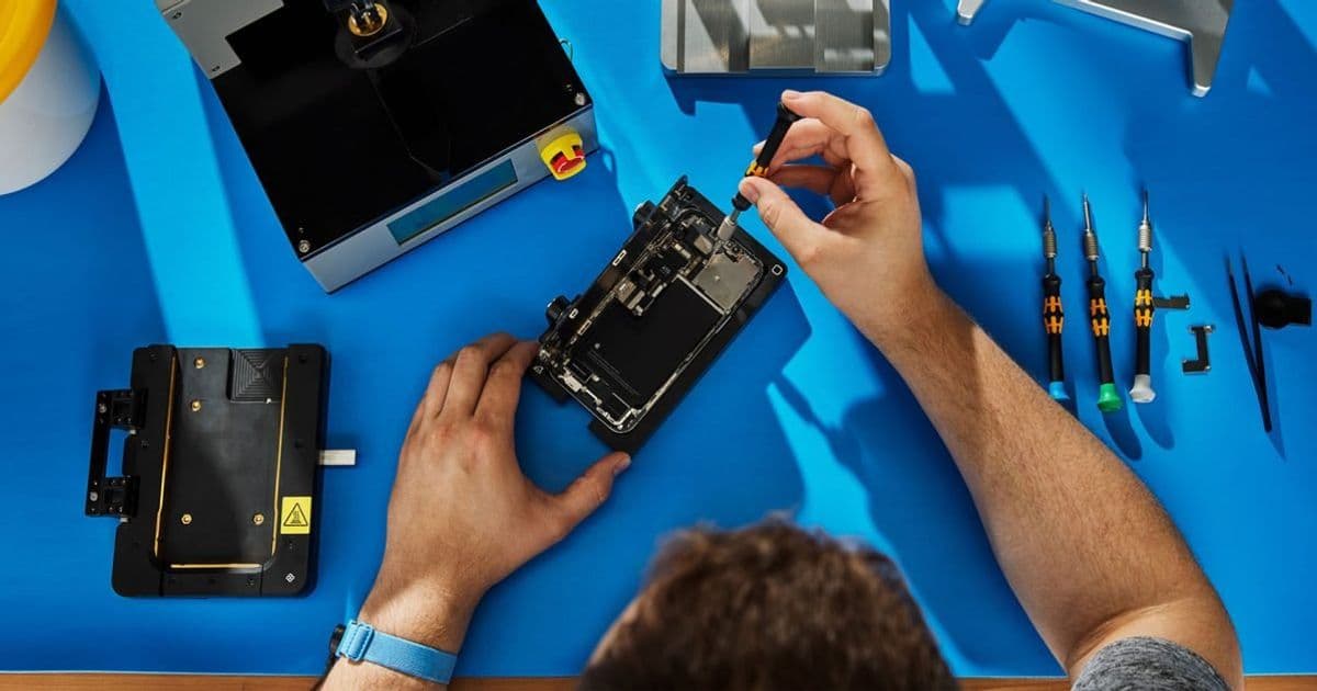 Apple Releases Repair Manuals for New iPhone 17e, MacBook Neo, and More