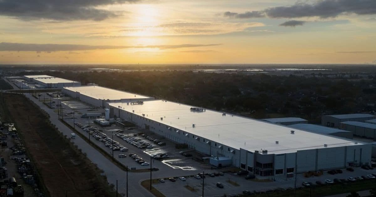 Apple Expands US Manufacturing Footprint with Mac Mini Production and AI Server Acceleration