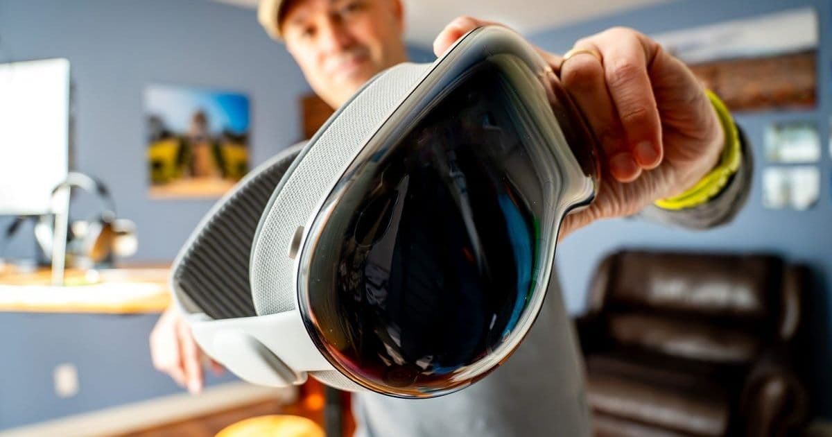 Apple Vision Pro M5 Upgrade: Enhanced Performance and Comfort Address Key User Gripes