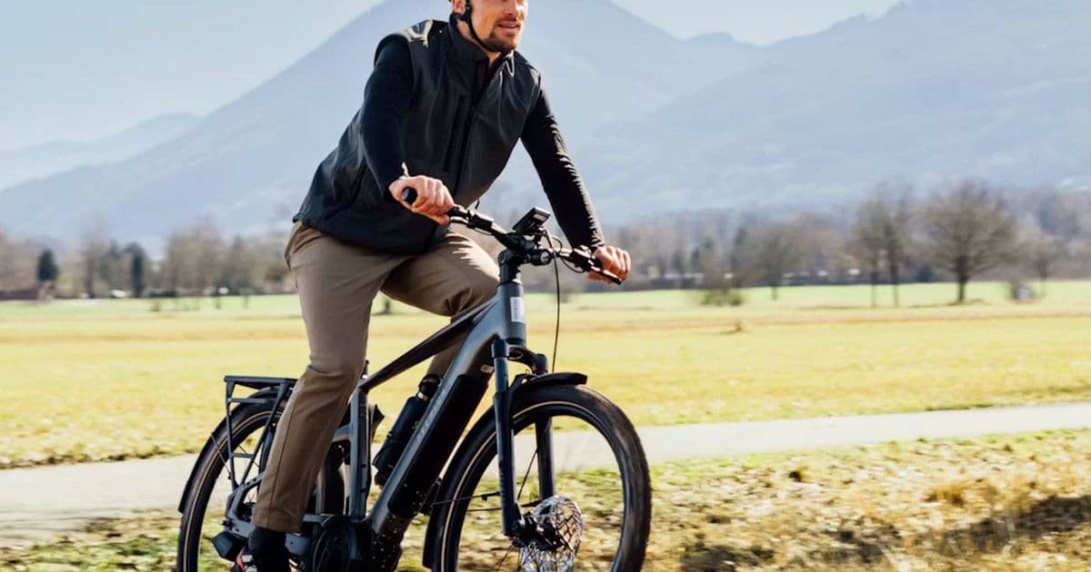 Aventon Trava EXP: Trekking e‑bike with 90 Nm torque, 800 Wh battery and automatic Enviolo gearbox