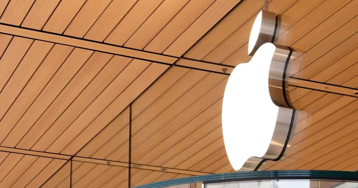 Baltimore mayor backs Apple Towson workers in store closure dispute