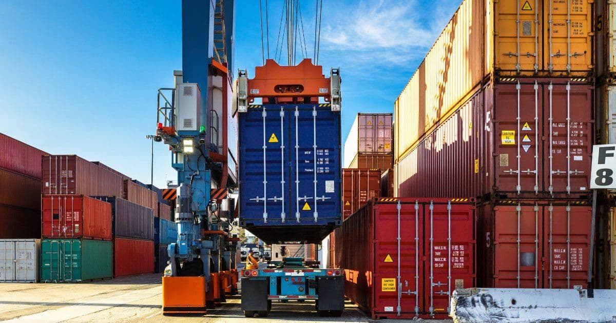 Beyond One-Click: Designing Enterprise-Grade Observability Extensions for Docker