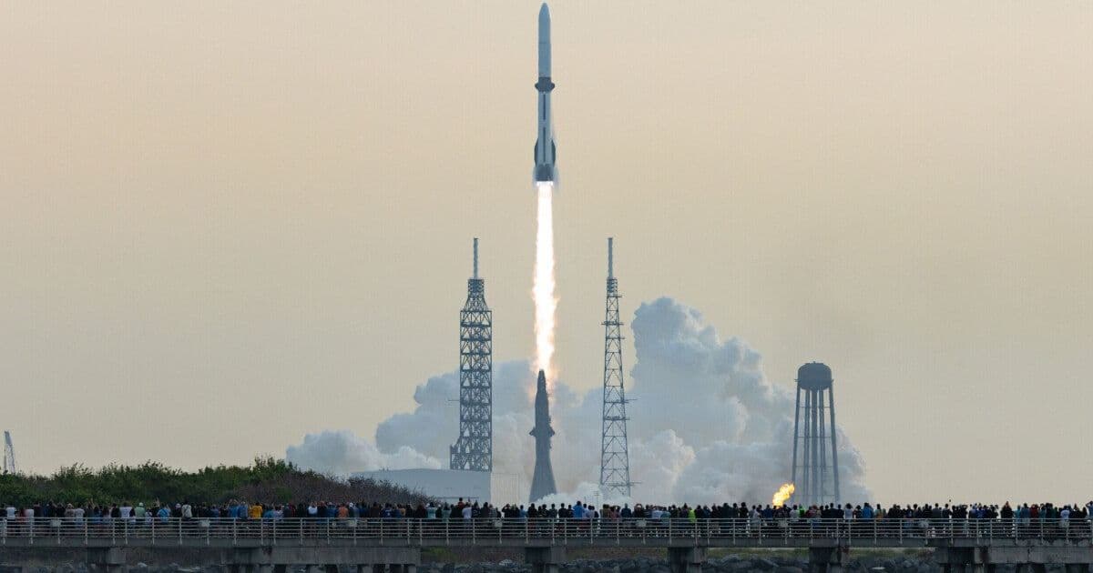 FAA Grounds New Glenn After Cryogenic Leak Causes Thrust Anomaly