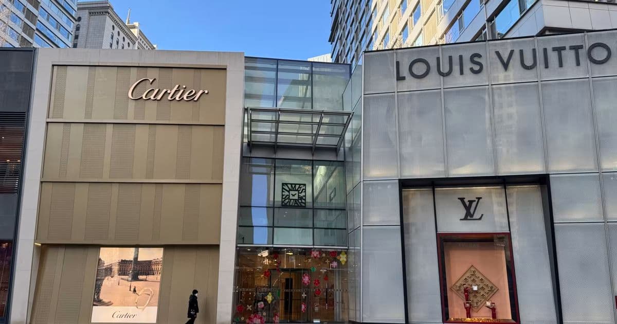 Chinese Luxury Spending Rebounds as Stock Market Lifts Affluent Consumers