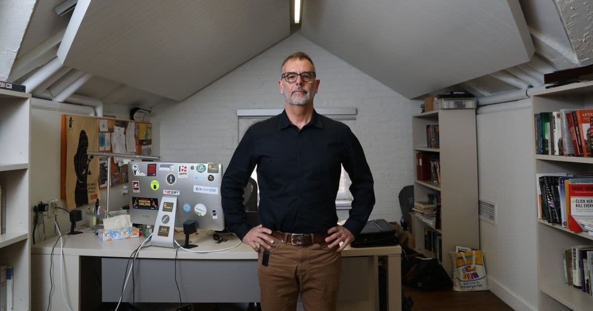 Citizen Lab Director Urges Cybersecurity Community to Confront Rising Authoritarianism