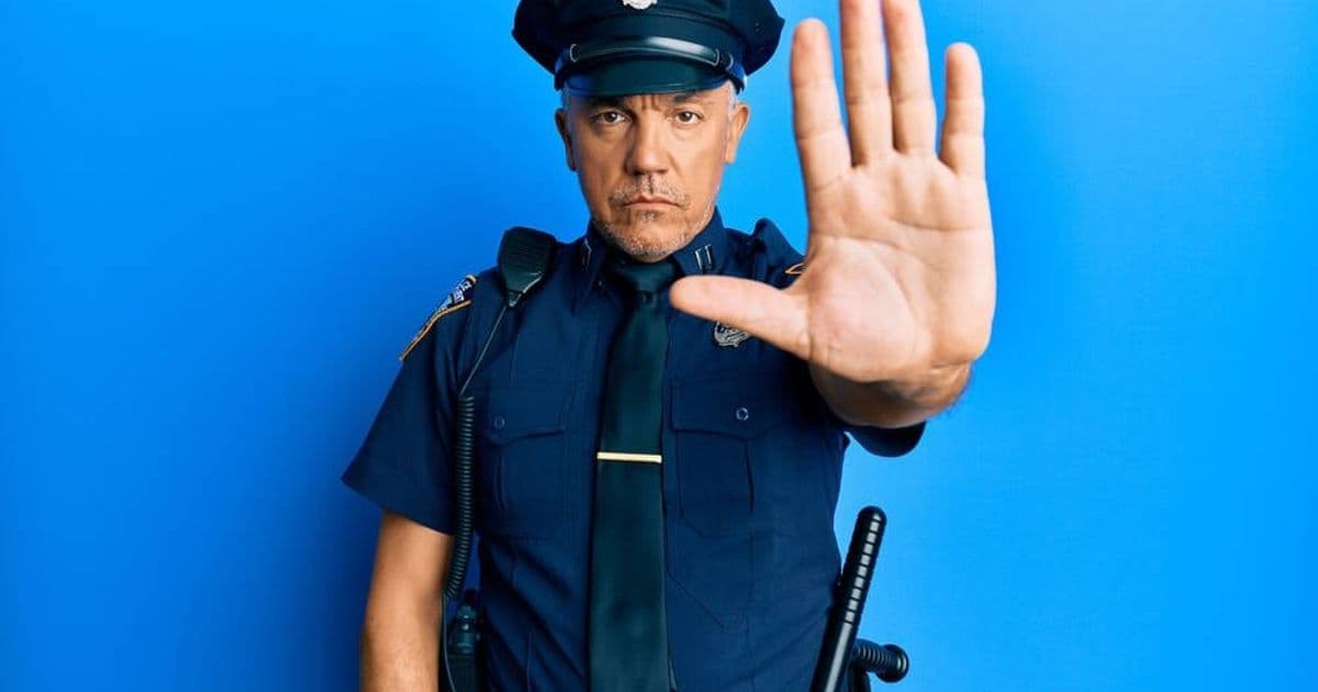 Claude Opus 4.7 has turned into an overzealous query cop