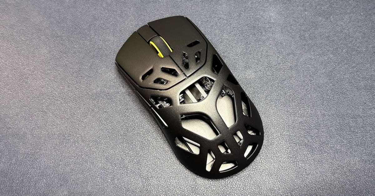 Corsair Sabre v2 Pro Wireless MG Review: Not enough magnesium?