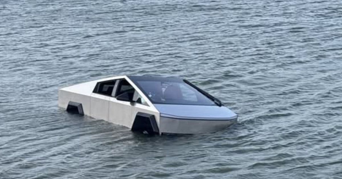 Cybertruck tested in Grapevine Lake: Wade Mode fails, vehicle recovered