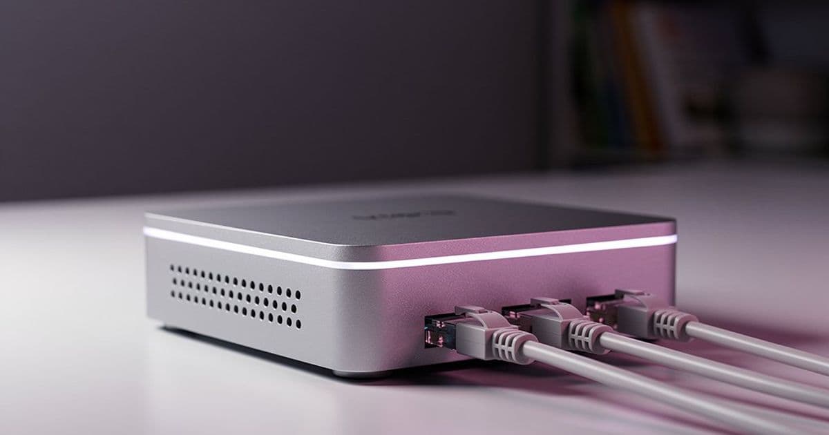 Debian's FreedomBox Blend promises an easier home cloud