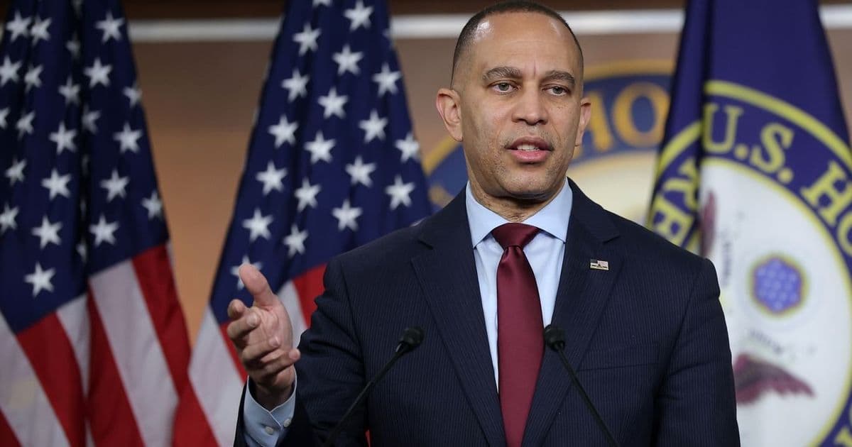 Democrats Warned Against 'Unforced Errors' at Trump's State of the Union Address