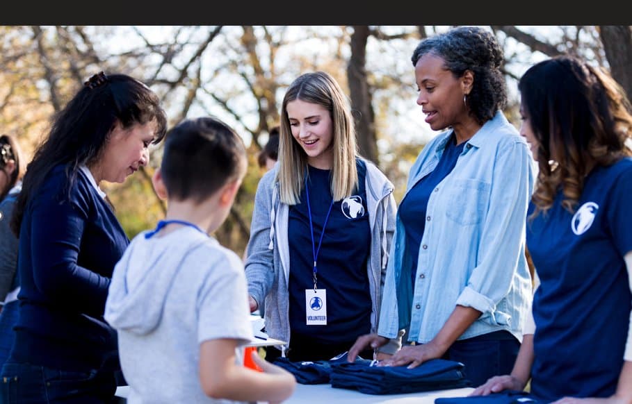 Microsoft Viva Engage: Transforming Nonprofit Engagement in Distributed Environments
