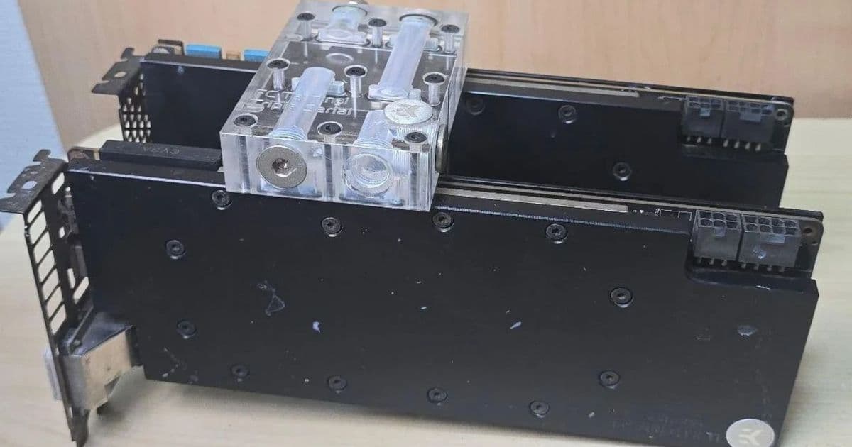 Reddit User Scores Dual Nvidia GTX Titan X GPUs with Water Cooling for Just $86