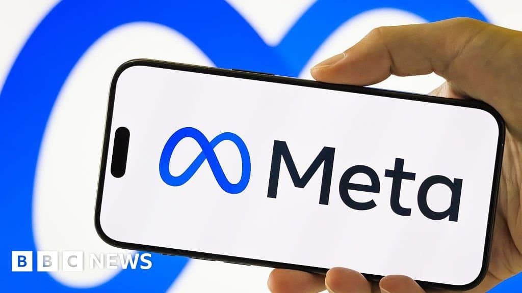 Ex-Meta Engineer Arrested for Allegedly Downloading 30,000 Private Facebook Photos