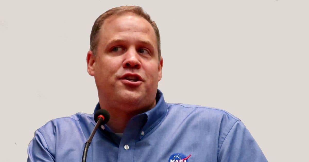 Former NASA Chief Backs Artemis Overhaul, Avoids Funding Questions