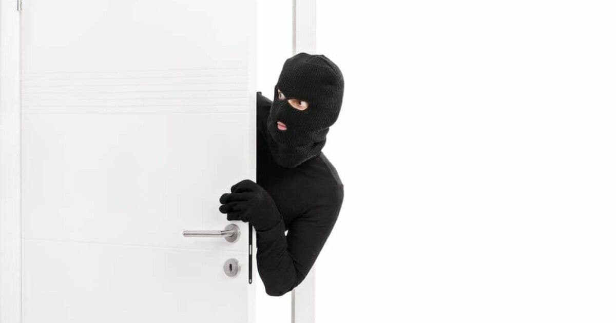 FBI Advisory: Law Firms Must Block USB Ports to Thwart Silent Ransom Group’s In‑Person Data Theft