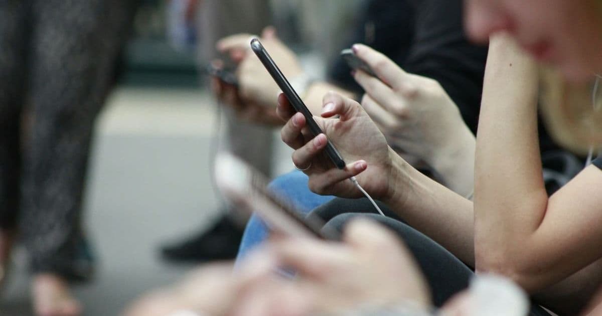 FCC Floats Mandatory ID Collection for All Phone Customers, Effectively Ending Burner Phones in the US