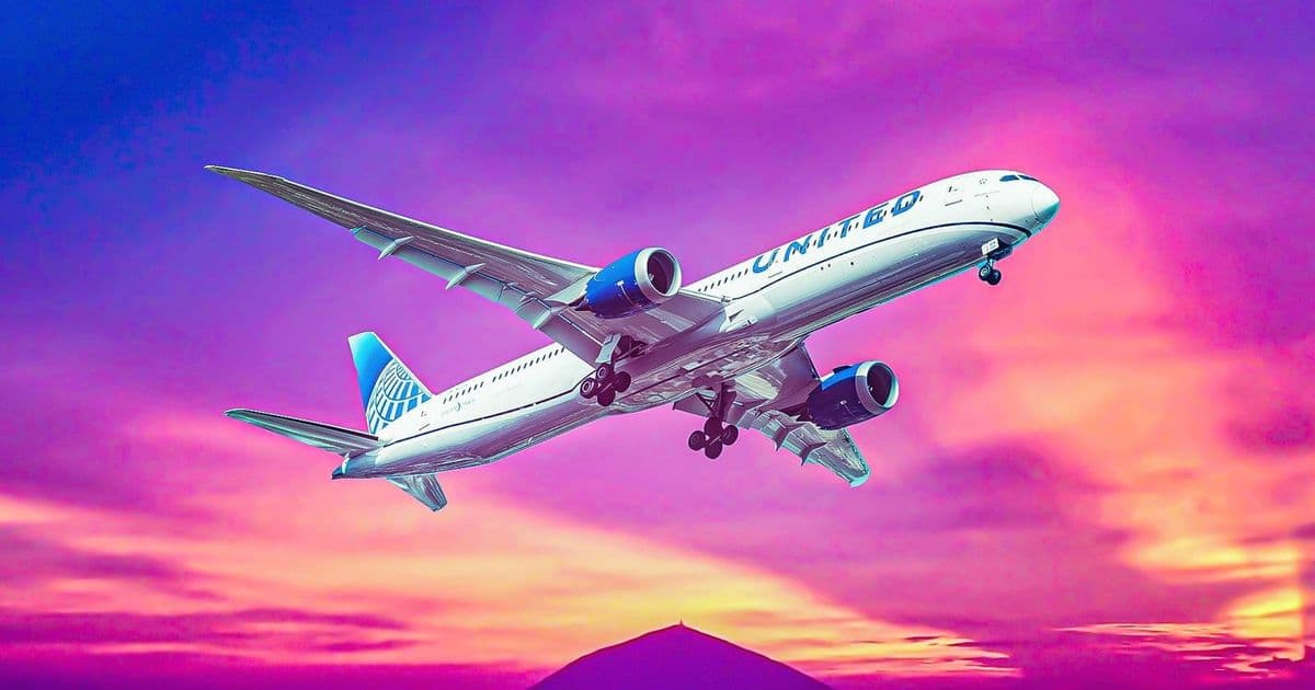 United 767 Returns to Newark After Bluetooth Device Name Triggers Security Alert