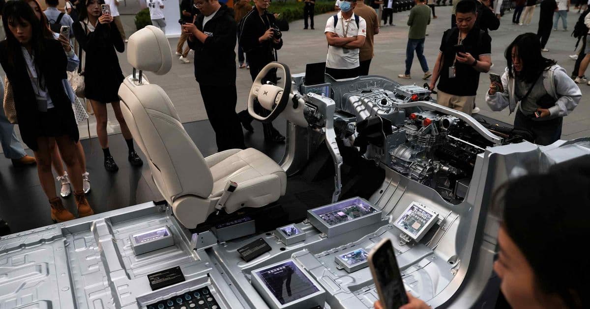 Memory Chip Shortage Tightens the Noose on Chinese EV Makers
