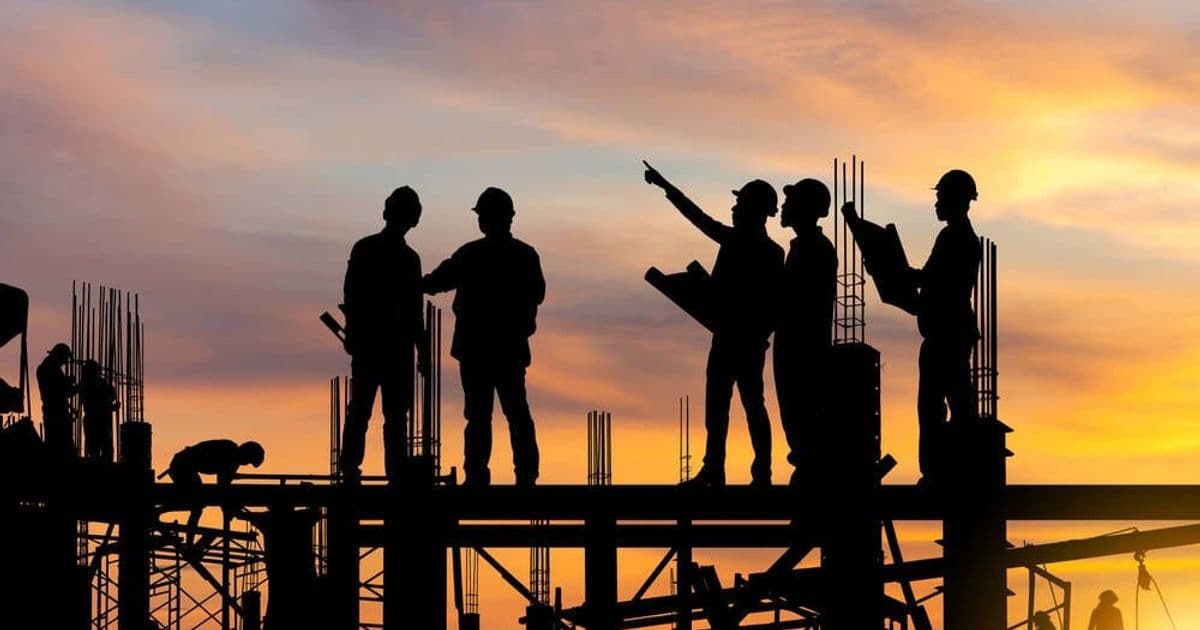 AI Infrastructure Boom Demands Hardhats Over Degrees, But Job Displacement Risks Loom