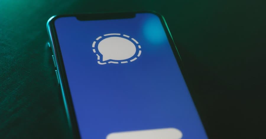 German Agencies Warn of Signal Phishing Targeting Politicians, Military, Journalists