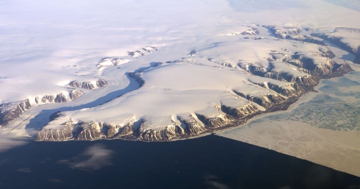 Greenland's Rare Earths: Why the World's Most Coveted Minerals Remain Buried Under Ice