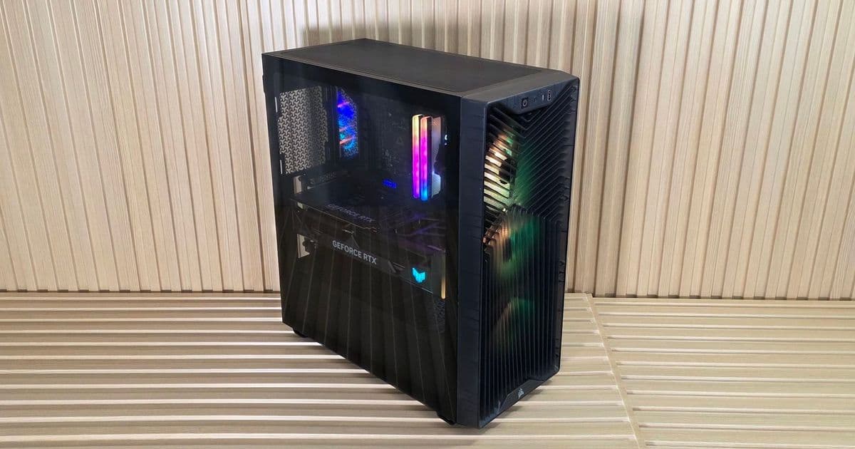 Corsair 3200D RS ARGB Mid‑tower Case Offers High‑airflow Design and Three Fans for Under $80