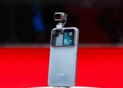 Honor Robot Phone: A Smartphone That Literally Reaches Out and Takes Photos for You