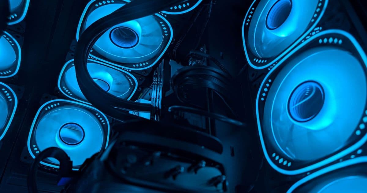 Positive vs. Negative PC Airflow: Which Pressure Setup Is Right For Your Build?