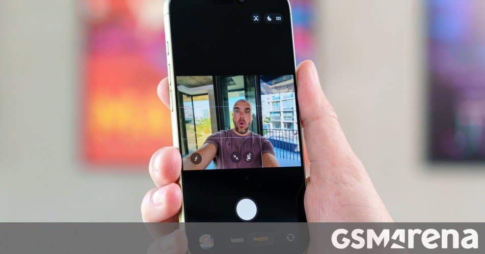 Huawei and Oppo reportedly testing square selfie sensors to rival Apple's iPhone 17