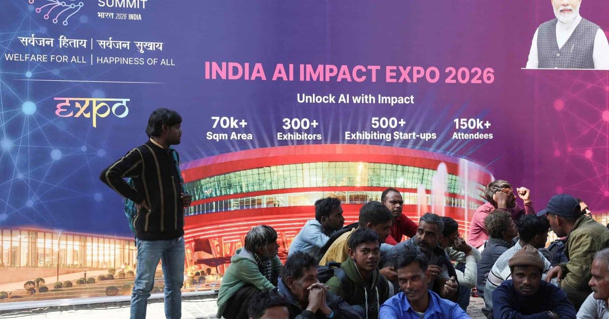 India Faces AI-Driven Job Disruption Without Urgent Workforce Retraining, Experts Warn