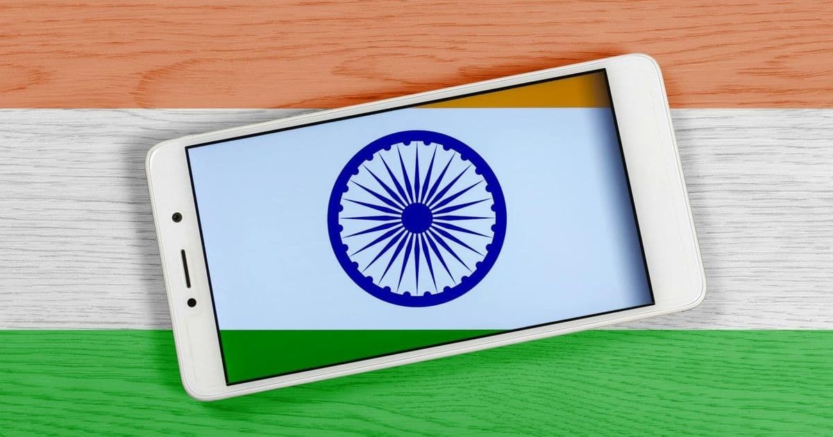 India Surpasses China as Top US Smartphone Supplier Amid Tariff-Driven Supply Chain Shakeup