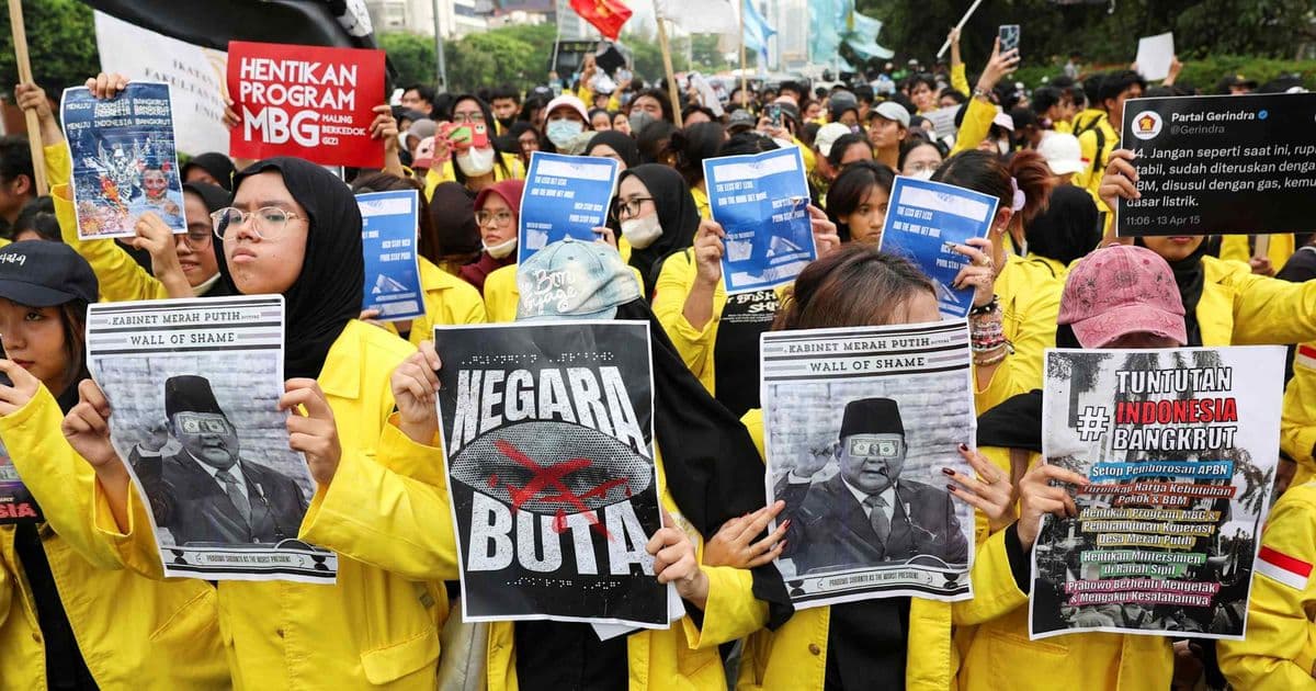 Indonesia Bankrupt' Protests Signal Deepening Fiscal Crisis as Markets Brace for Policy Turmoil