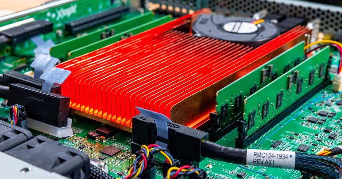Out‑of‑the‑Box Ubuntu LTS on the Xsight Labs E1 64‑Core Arm 800 Gbps DPU