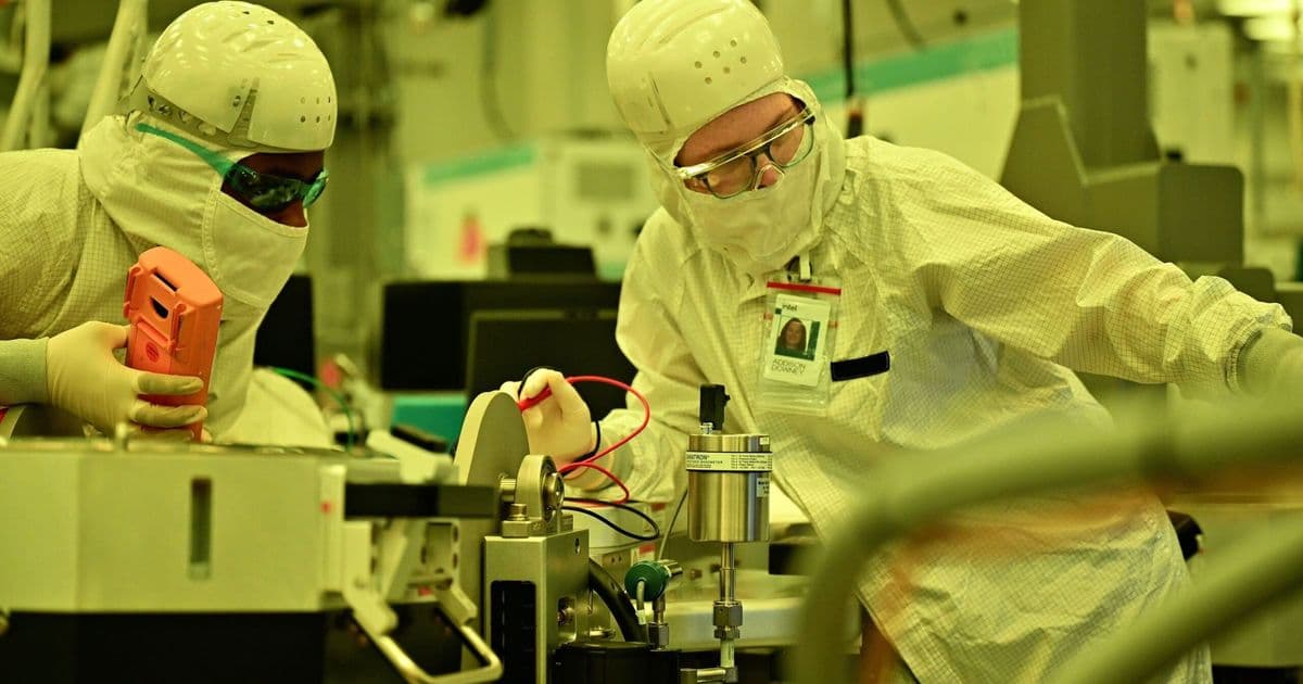 Intel Begins Work on 10A and 7A Nodes While 14A PDK Stays on Schedule