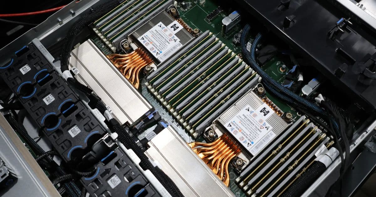 Intel Xeon 6780E Sierra Forest vs. AMD EPYC 9965: Linux 6.18 Performance Battle