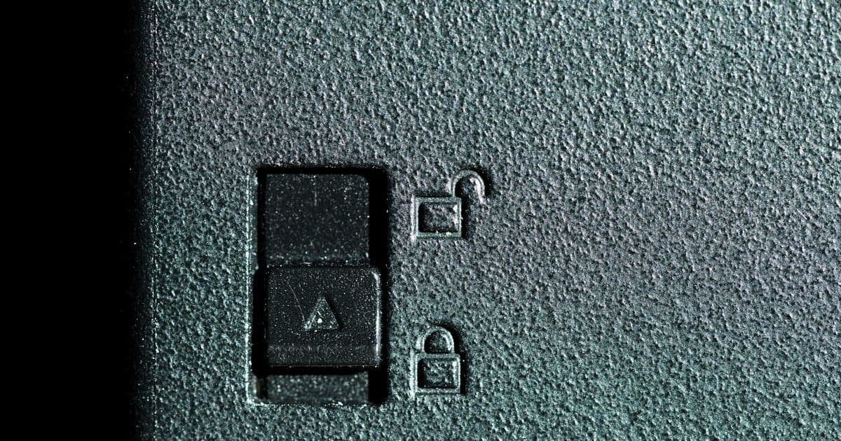 The Hidden Performance Killer: Split Locks and Modern CPU Architecture